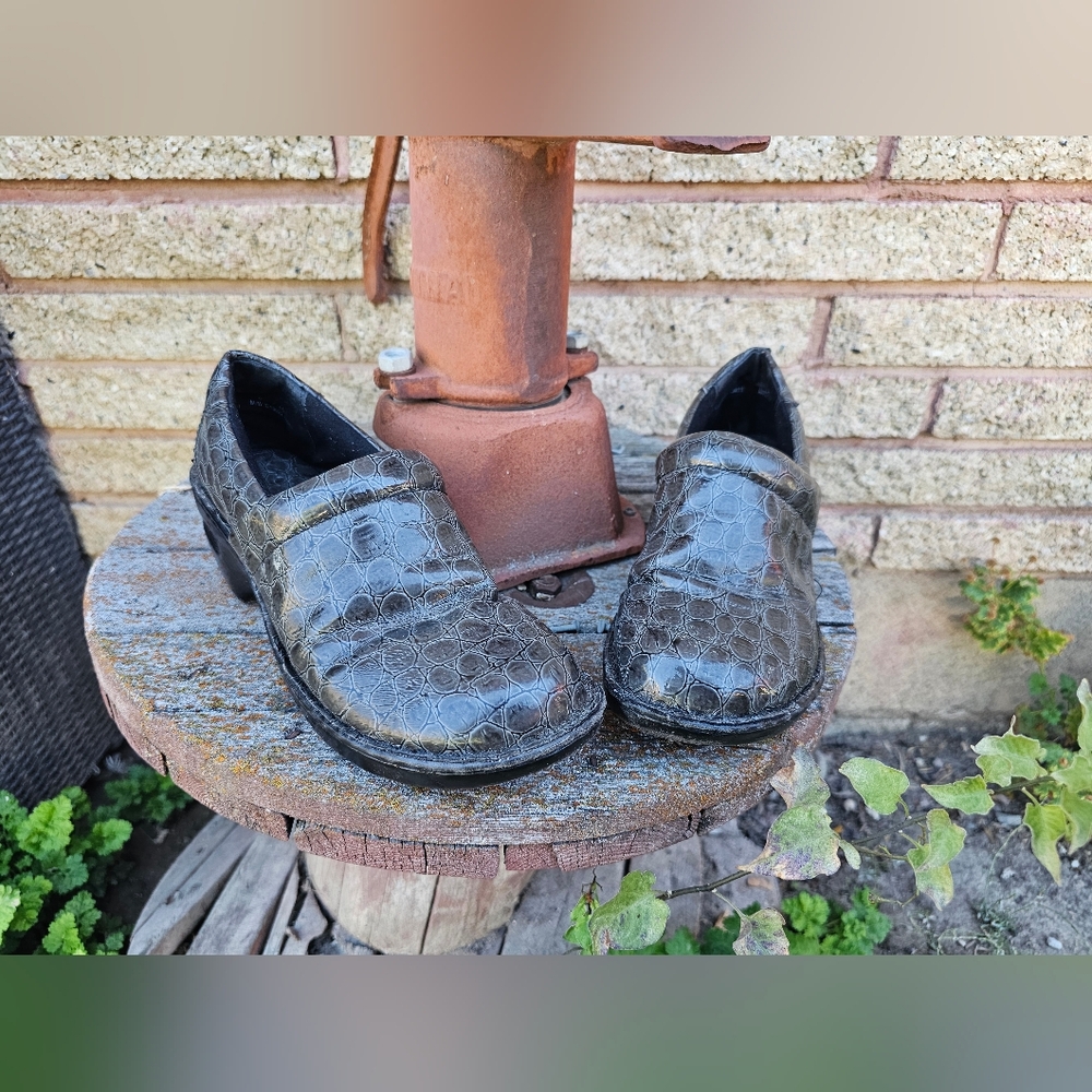 BOC Dark Grey Peggy Clog - Size 8